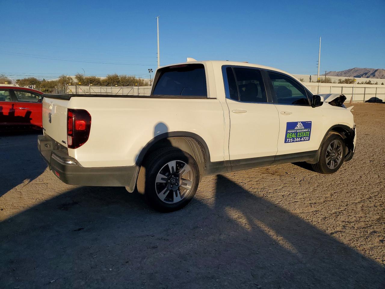 2017 HONDA Ridgeline VIN 5FPYK3F55HB005765 photo 3