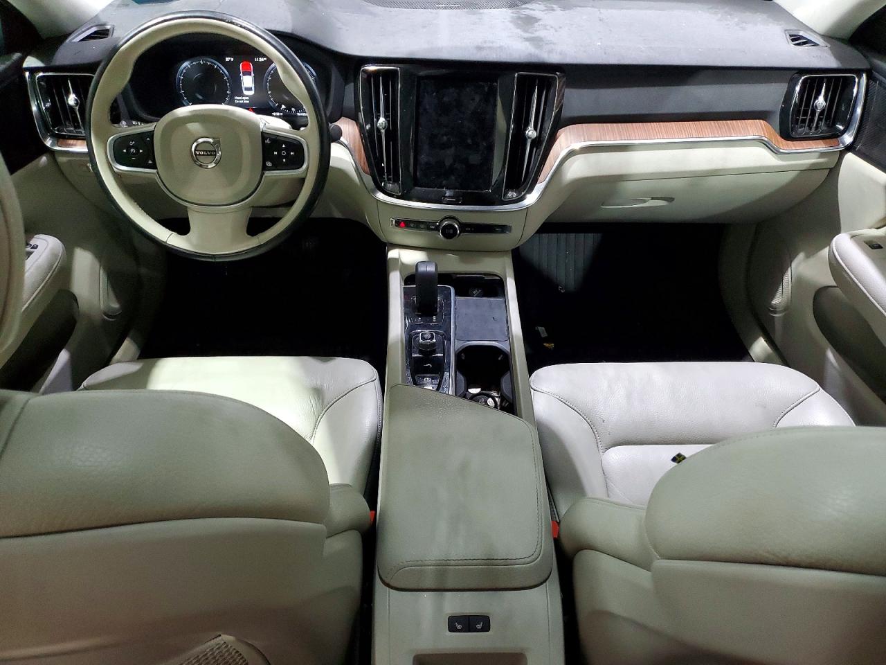 2022 Volvo S60 b5 mom VIN 7JRL12TZ3NG161734 photo 8