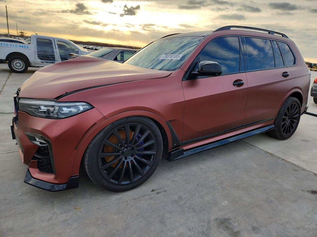 2020 BMW X7 VIN 5UXCW2C0XL0E74708 photo 1