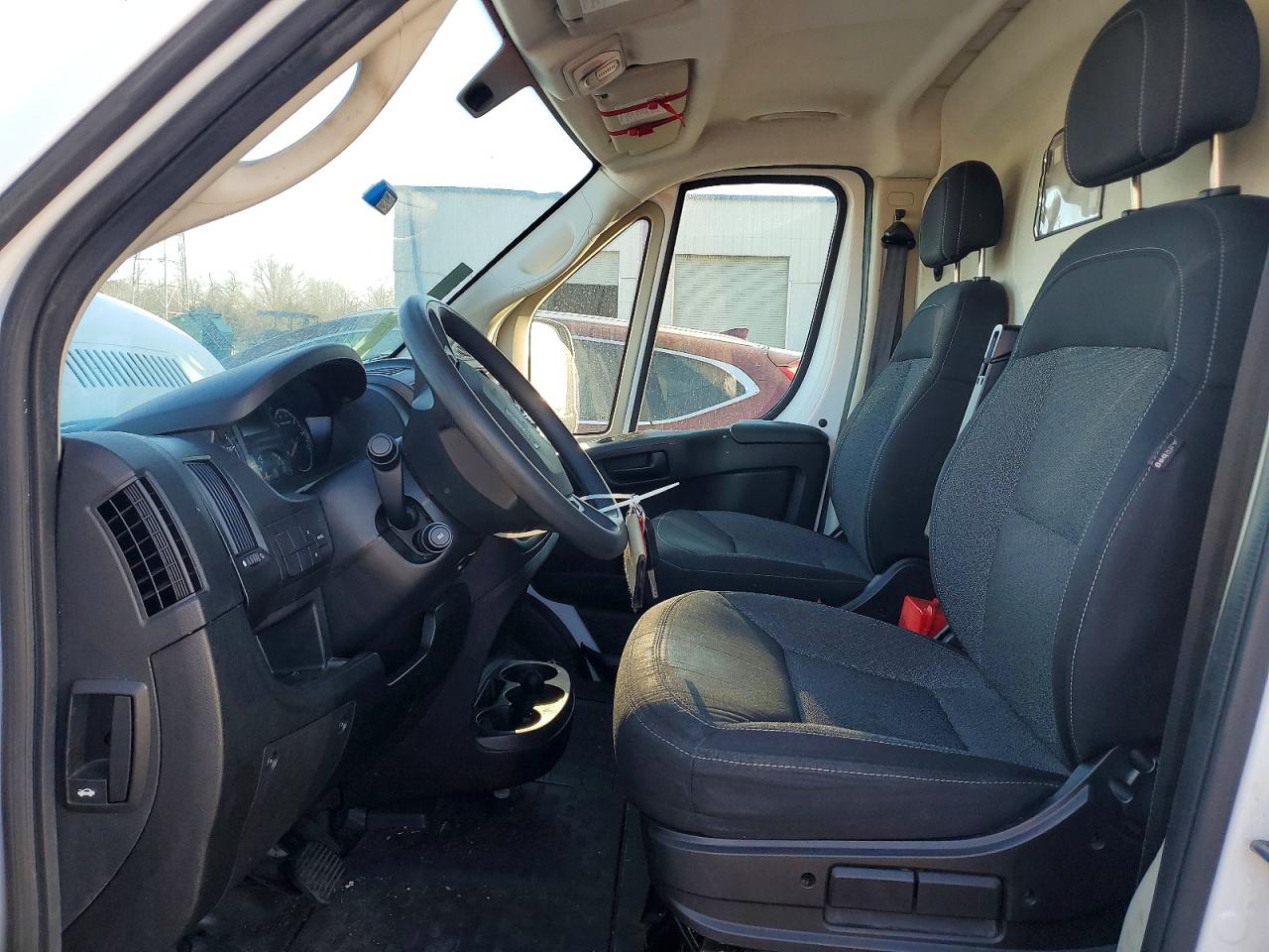 2019 RAM Promaster VIN 3C6URVJG3KE558569 photo 7