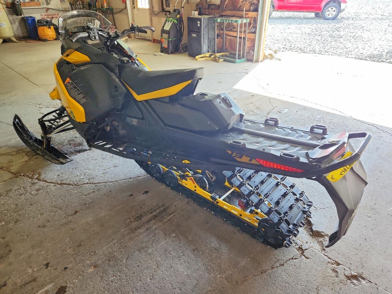 2025 SKI-DOO C snowmobl VIN 2BPSBDSD4SV000156 photo 3