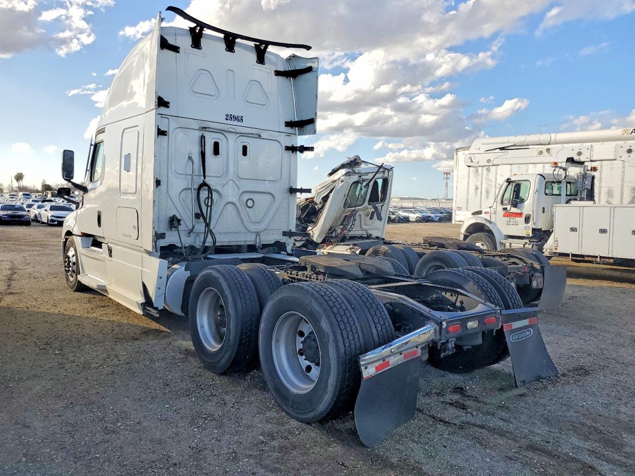 2022 FREIGHTLINER All other VIN 3AKJHHDR4NSNB4078 photo 3