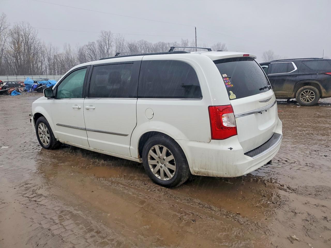 2014 Chrysler Minivan VIN 2C4RC1BG5ER192950 photo 2