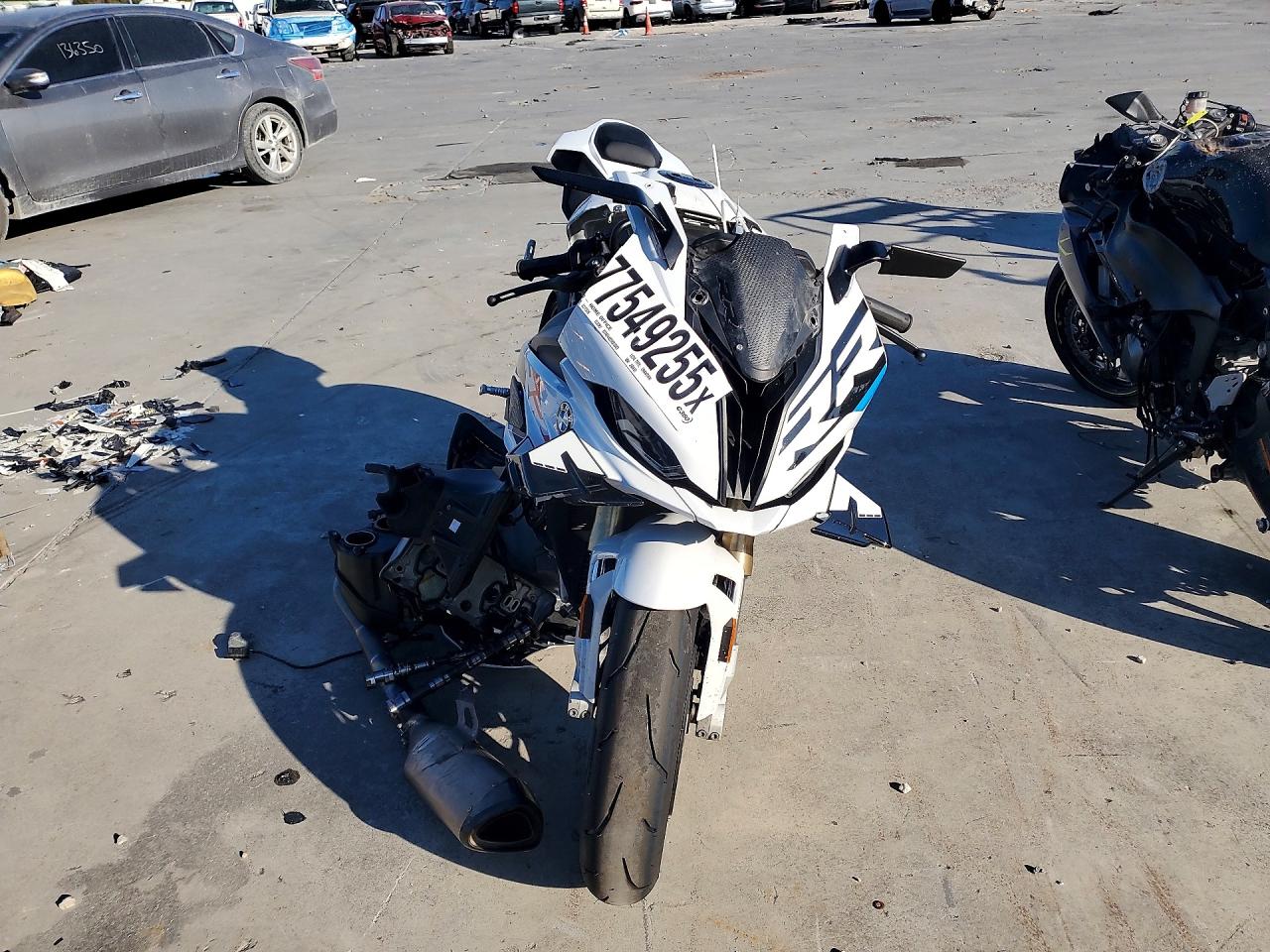 2024 BMW S VIN WB10E6301R6J50433 photo 2