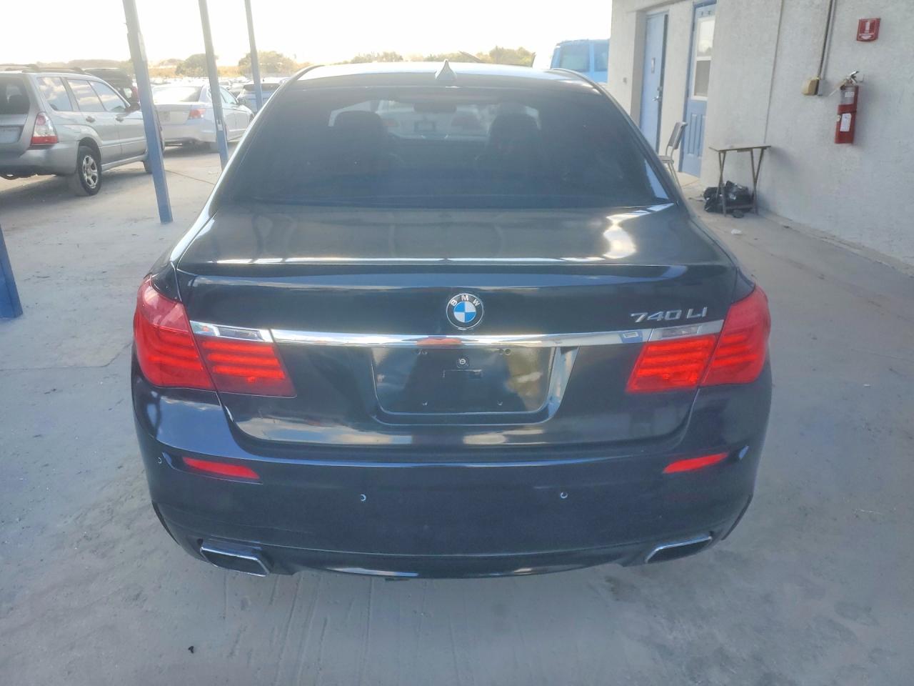 2014 BMW 7 series VIN WBAYE4C52ED138266 photo 6
