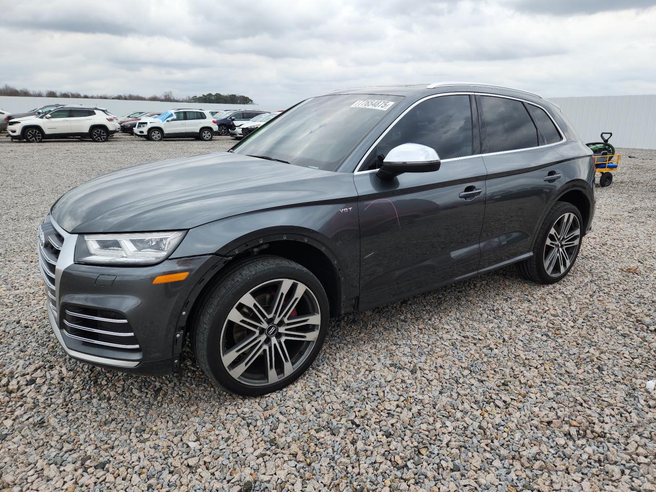 2018 AUDI Sq5 VIN WA1A4AFY9J2111836 photo 1
