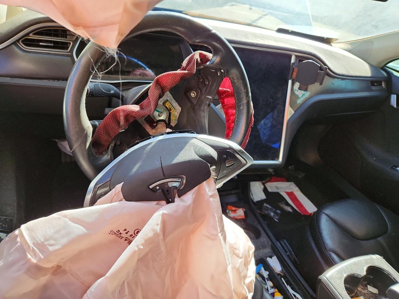 2015 Tesla Model s VIN 5YJSA1H15FFP74456 photo 8