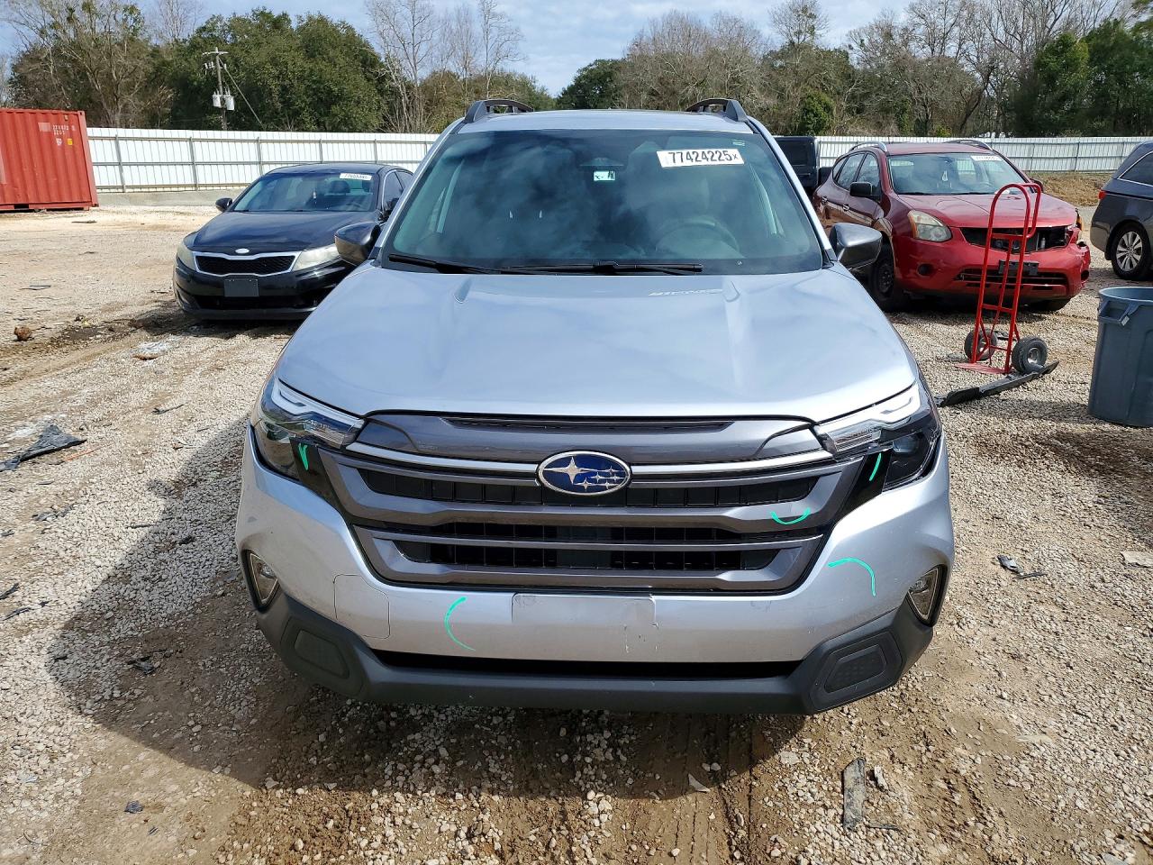 2025 Subaru Forester VIN JF2SLDDC4SH581794 photo 5