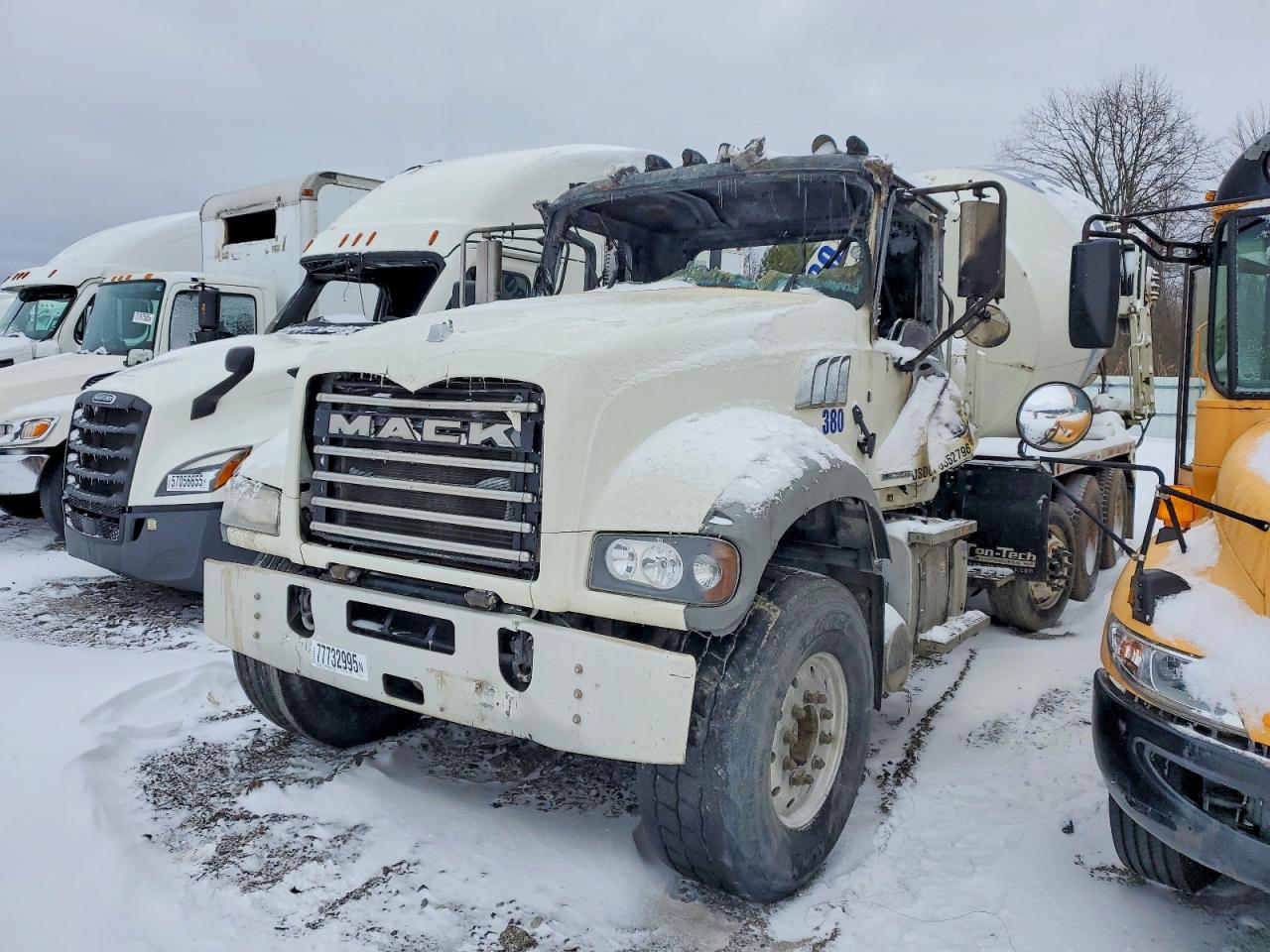 2019 MACK All other VIN 1M2GR2GC3KM003000 photo 2