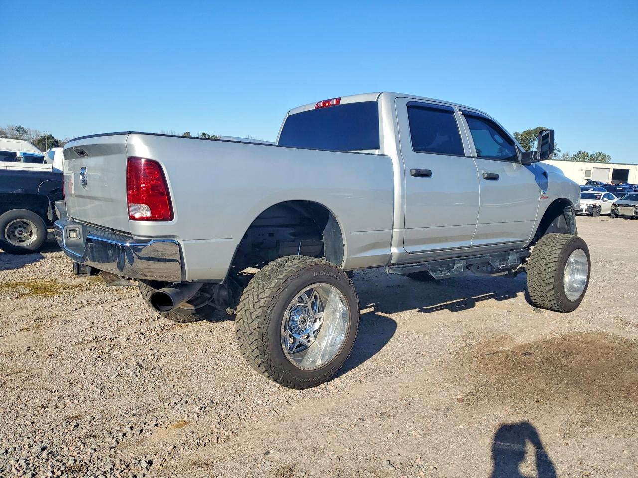 2017 Ram All models VIN 3C6UR5CL4HG679974 photo 3