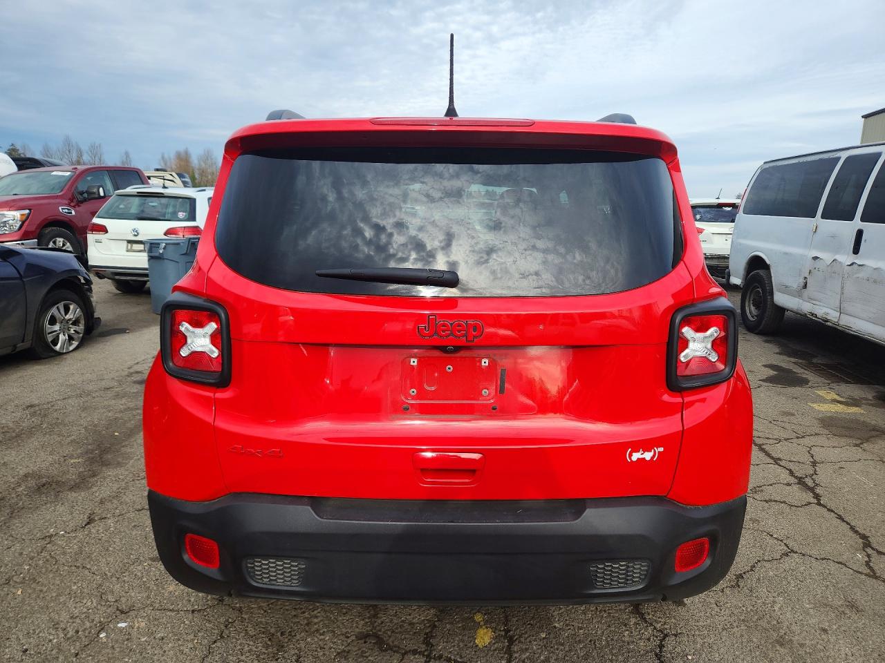 2022 Jeep Renegade VIN ZACNJDB11NPN89218 photo 6