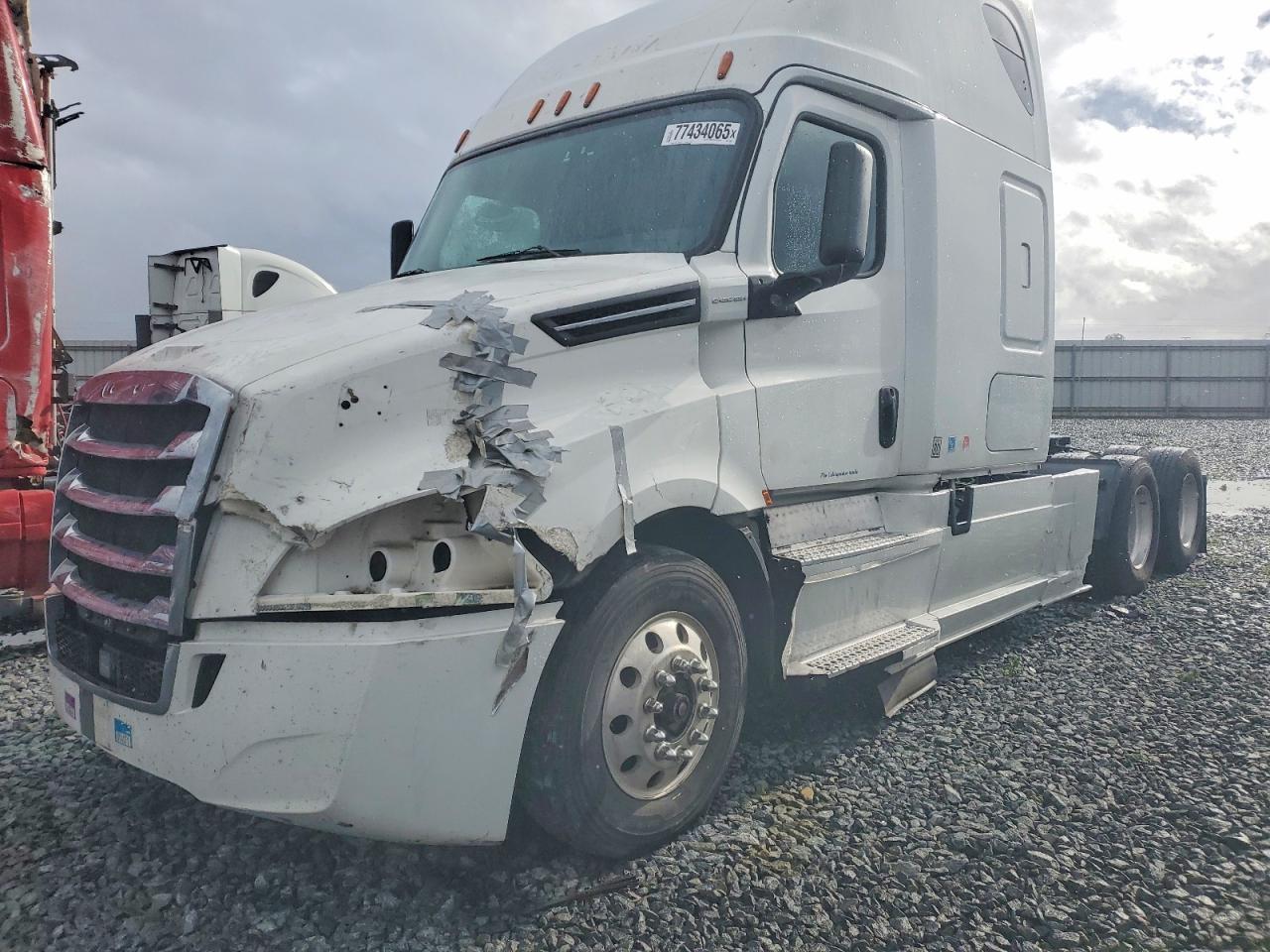 2019 FREIGHTLINER All other VIN 3AKJHHDR1KSJL4003 photo 9