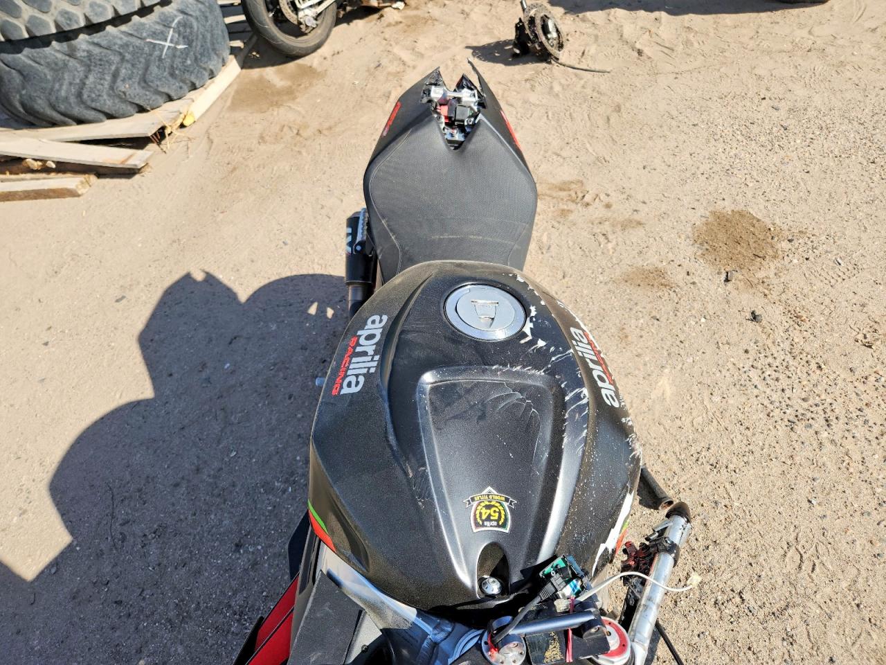 2024 Aprilia Motorcycle VIN ZD4KYUA00RS001081 photo 5