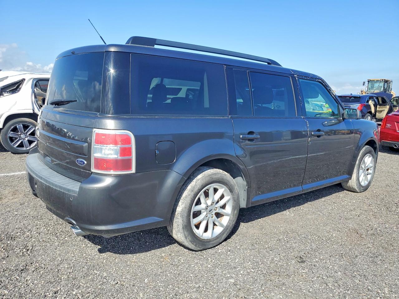 2018 Ford Flex VIN 2FMGK5B85JBA16344 photo 3