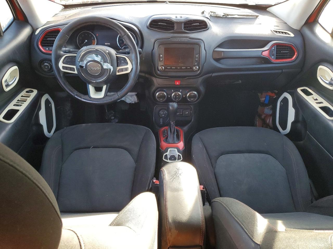 2017 Jeep Renegade VIN ZACCJBCB4HPE76647 photo 8