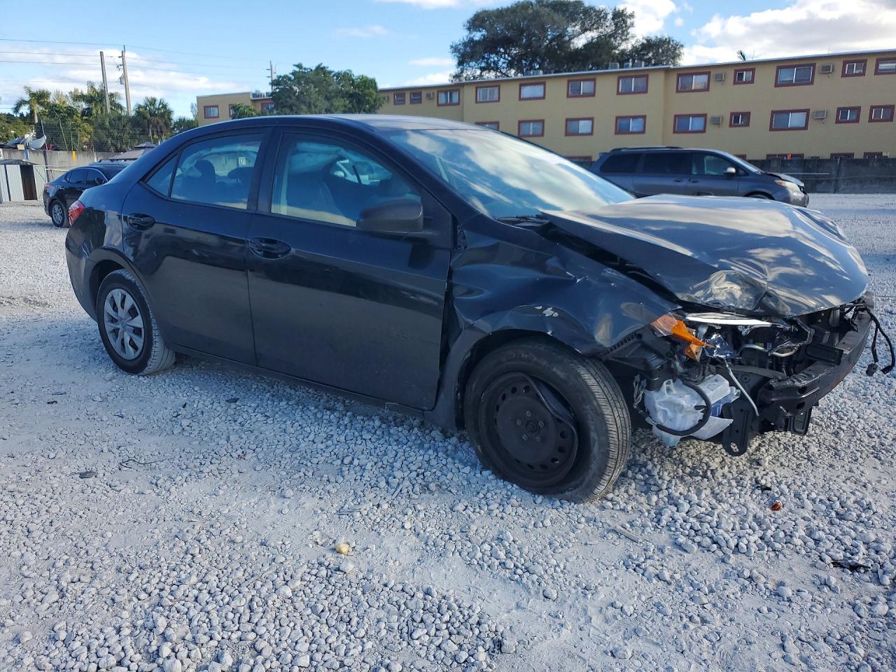 2017 Toyota Corolla VIN 2T1BURHE0HC916454 photo 4