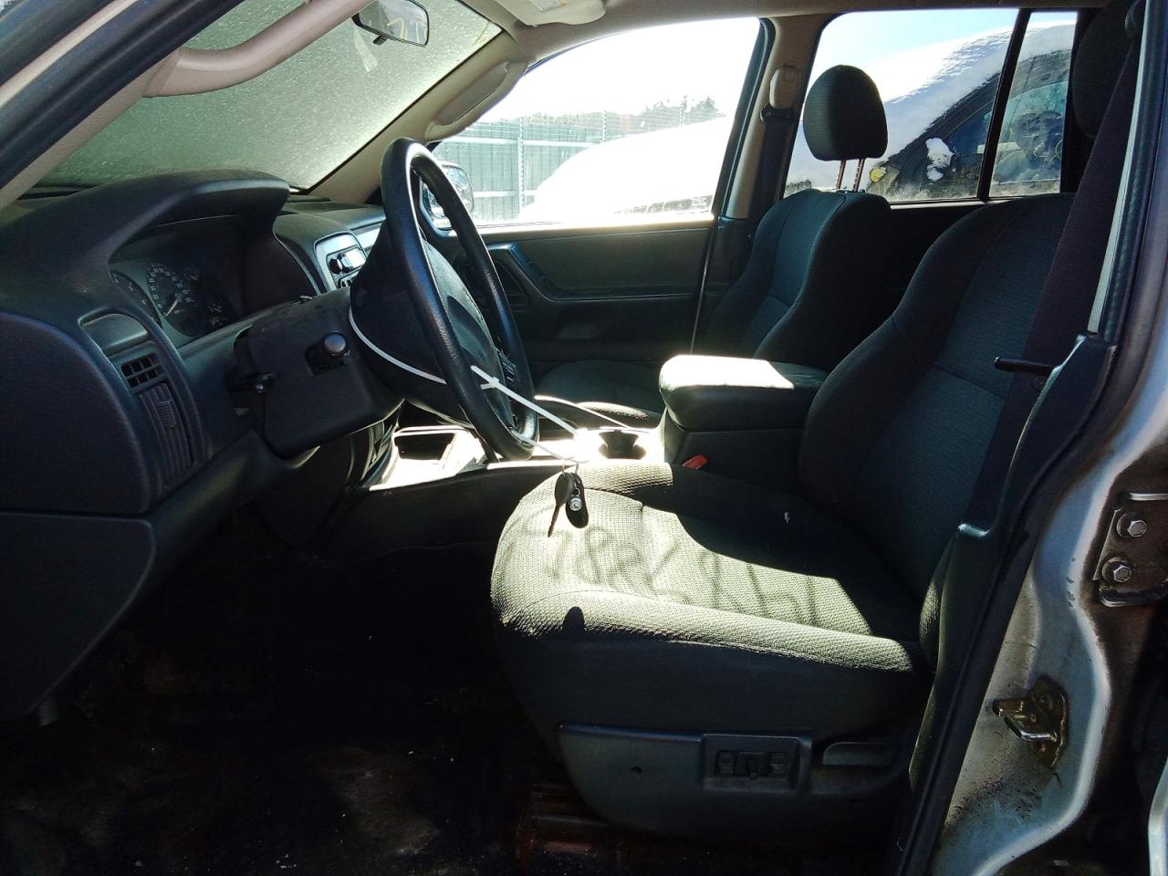 2004 Jeep Cherokee VIN 1J4GW48S14C262571 photo 7