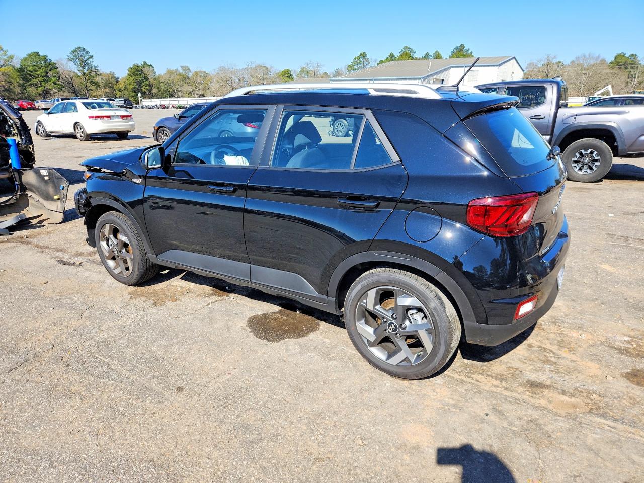 2026 Hyundai Venue VIN KMHRC8A31TU427539 photo 2