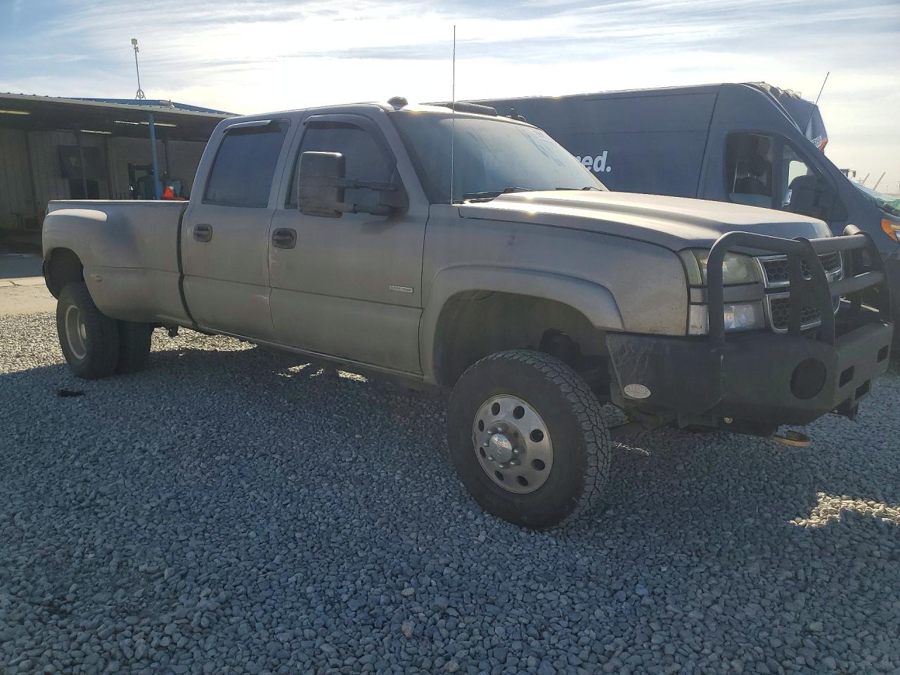 2006 CHEV Silverado VIN 1GCJK33D26F144427 photo 4