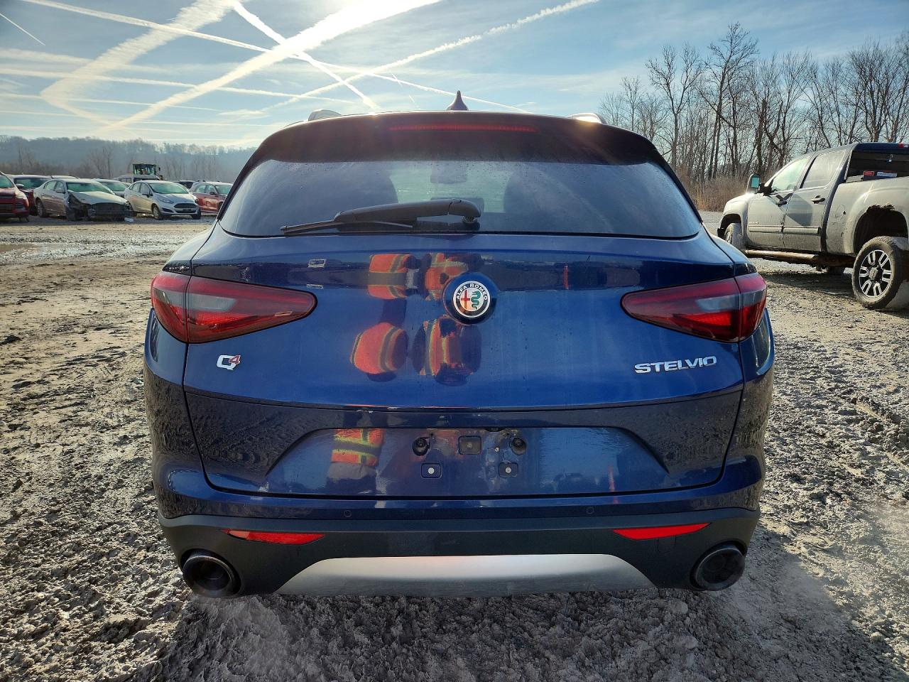 2018 Alfa Stelvio VIN ZASFAKNN6J7B72315 photo 6