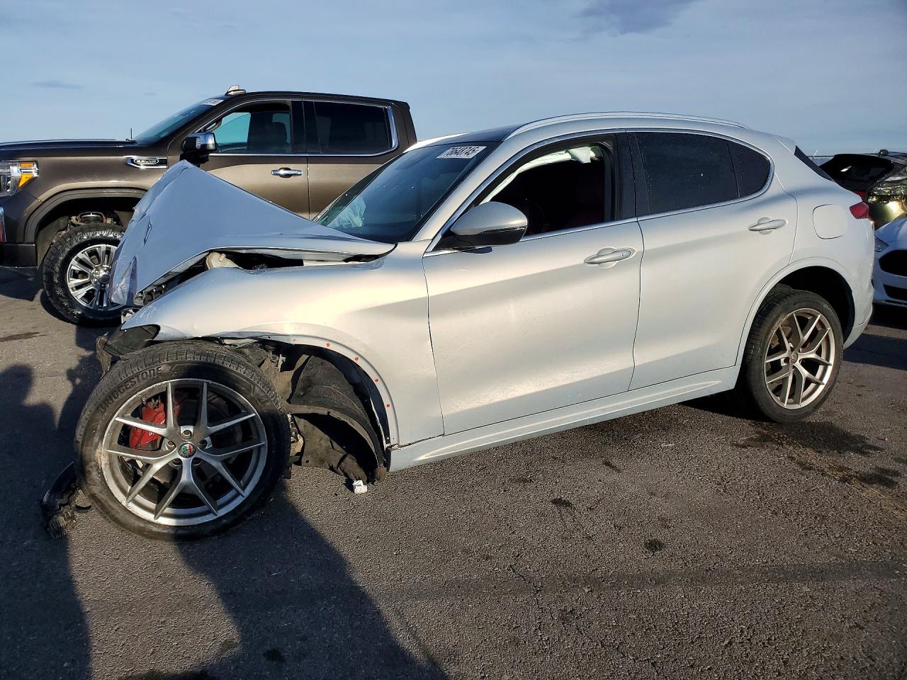 2021 Alfa Stelvio VIN ZASPAKBN6M7D13803 photo 1