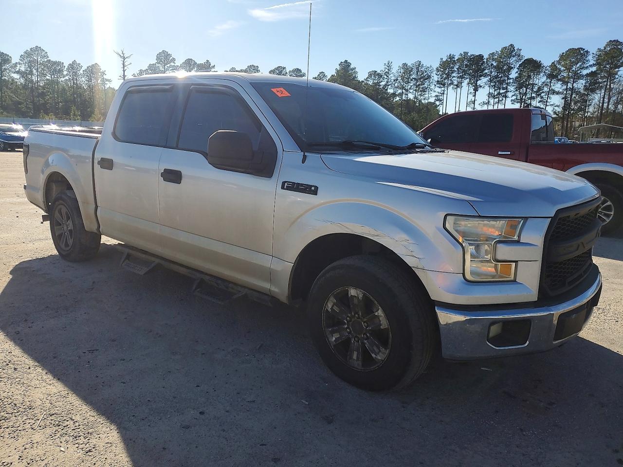 2015 Ford F-150 VIN 1FTEW1CPXFFD02209 photo 4