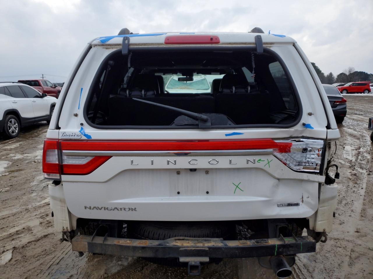 2015 LINCOLN Navigator VIN 5LMJJ2HT4FEJ10033 photo 6