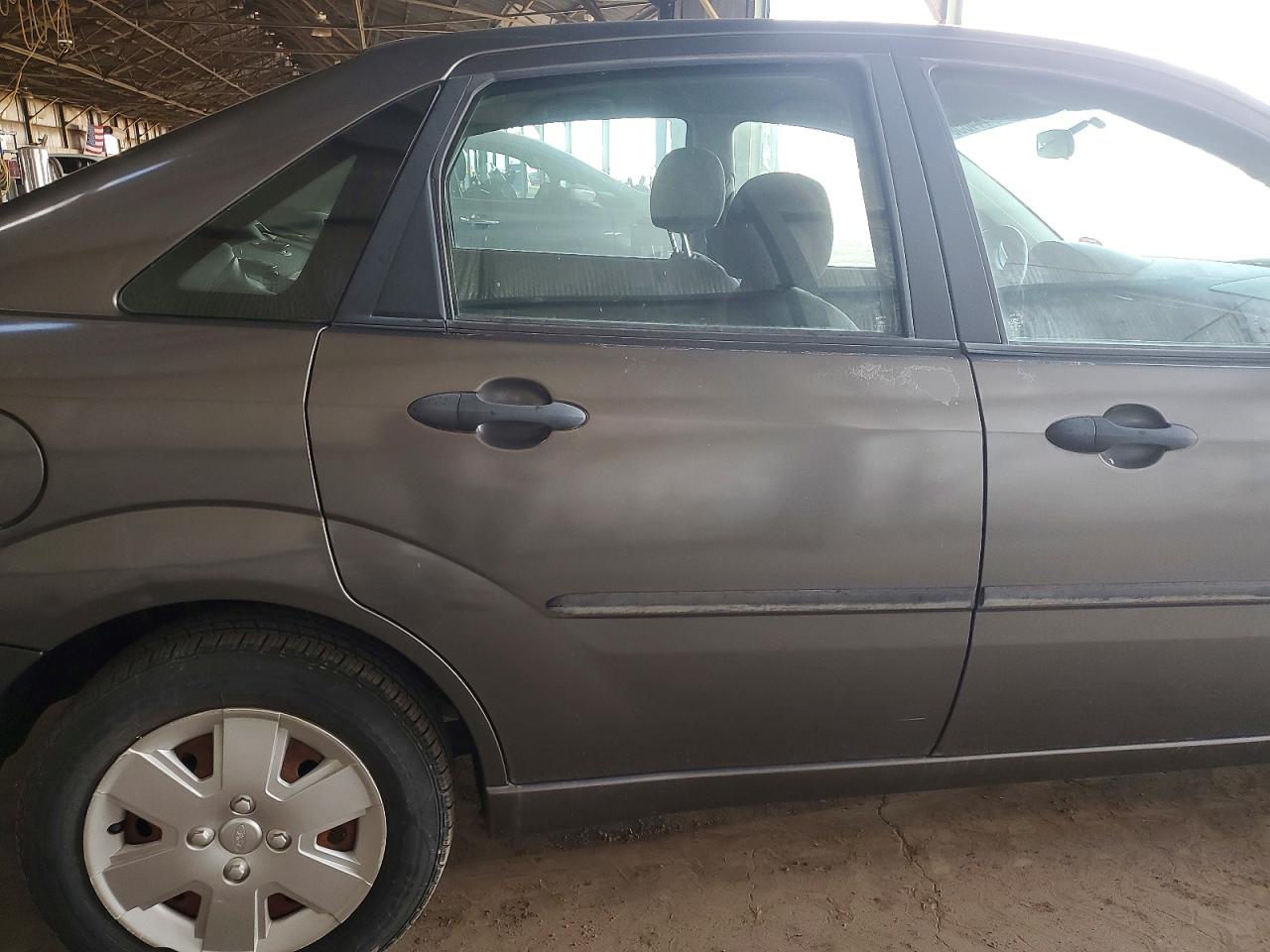 2006 Ford Focus VIN 1FAFP34N96W250491 photo 10