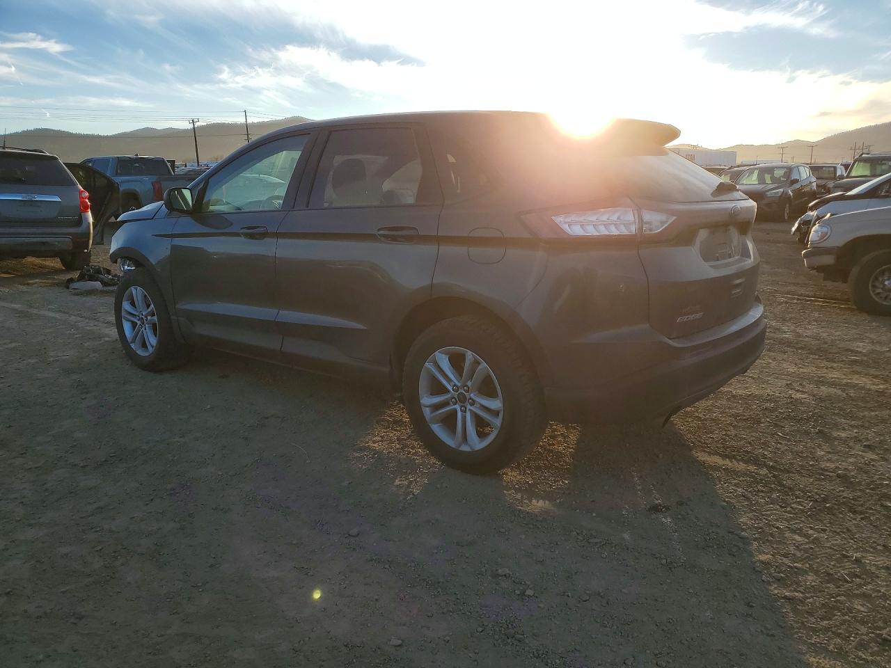 2017 Ford Edge VIN 2FMPK4G92HBC66193 photo 2