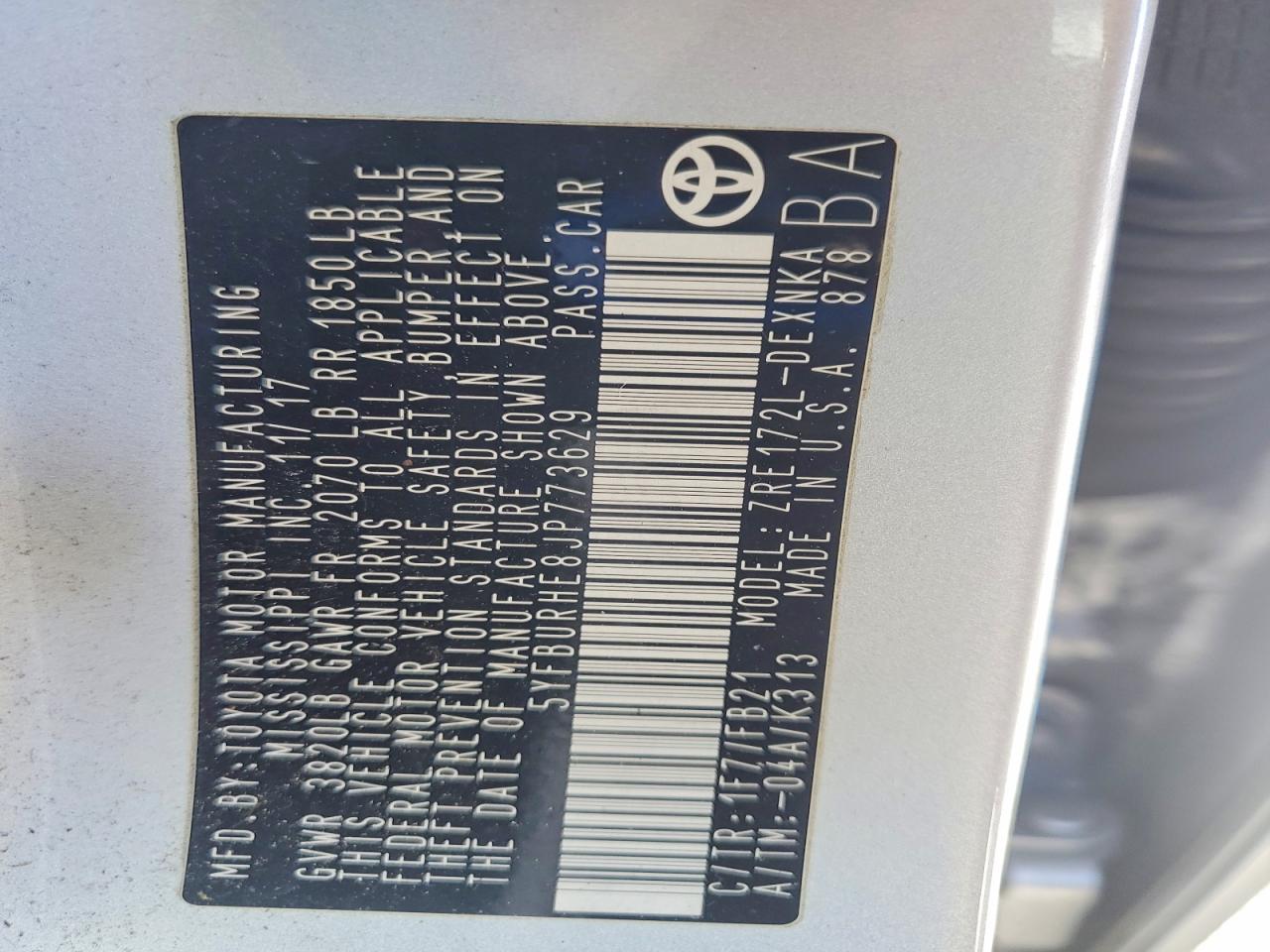 2018 Toyota Corolla VIN 5YFBURHE8JP773629 photo 12