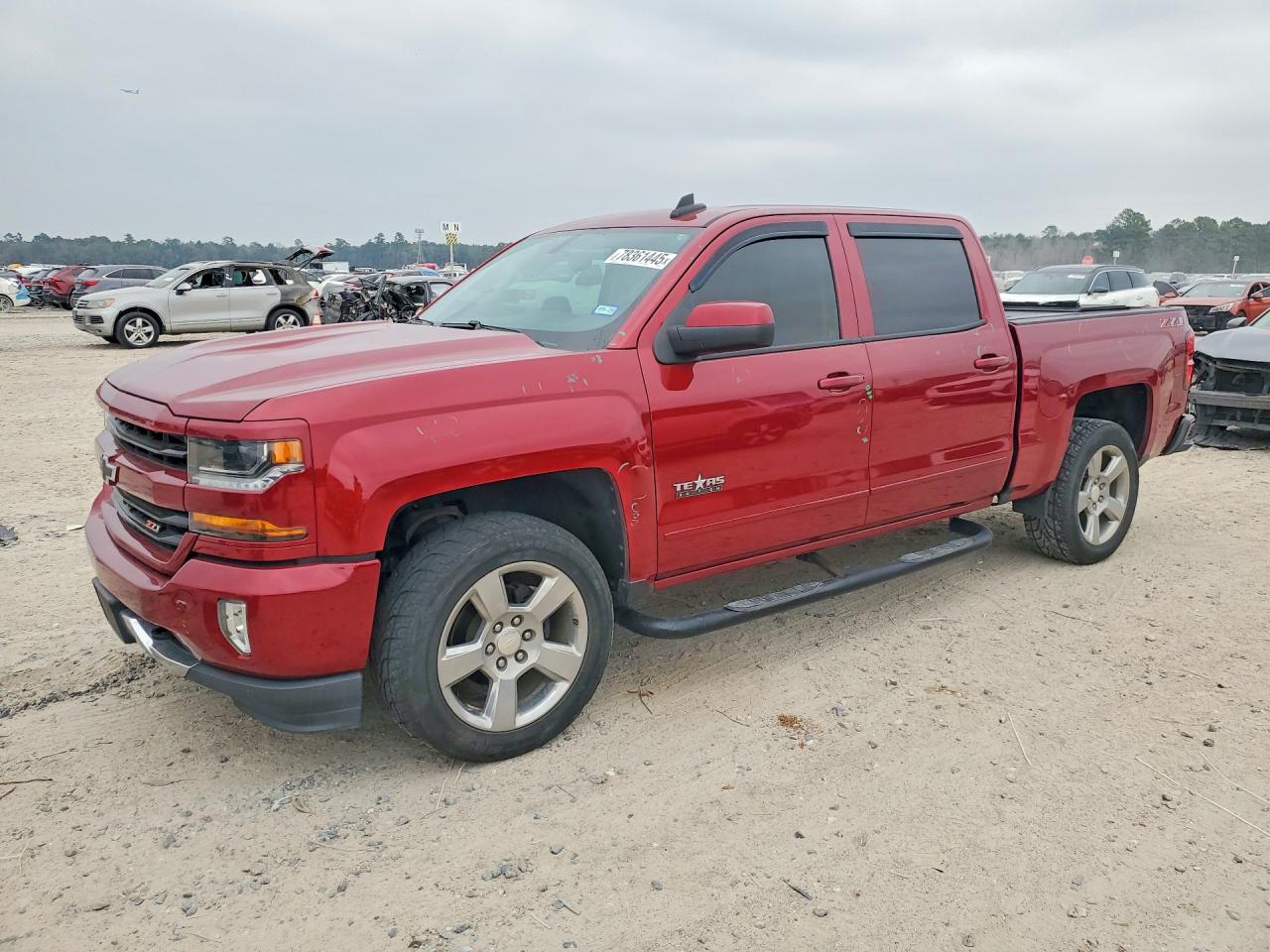 2018 Chevrolet All models VIN 3GCUKREC4JG545845 photo 1