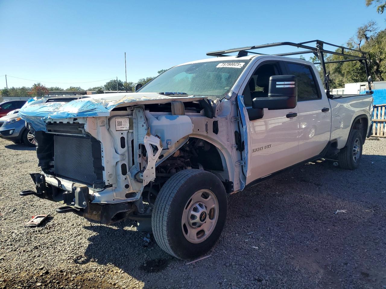 2024 Chevy Silverado VIN 1GC4WLE74RF260547 photo 1