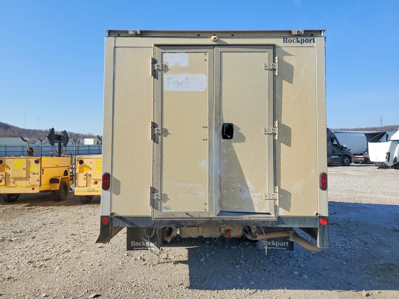 2023 GMC Savana VIN 7GZ37SC78PN009137 photo 6