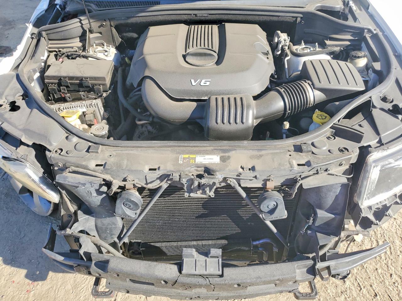 2015 Jeep Grand cher VIN 1C4RJFBG5FC778724 photo 12