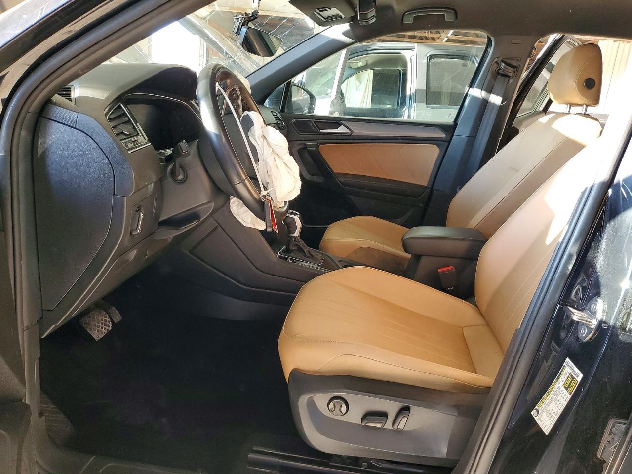 2023 Volkswagen Tiguan VIN 3VV3B7AX0PM067069 photo 7