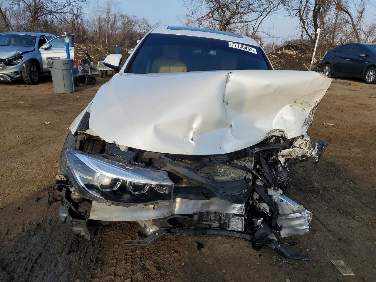 2017 3 series VIN WBA8Z9C53HG453212 photo 5