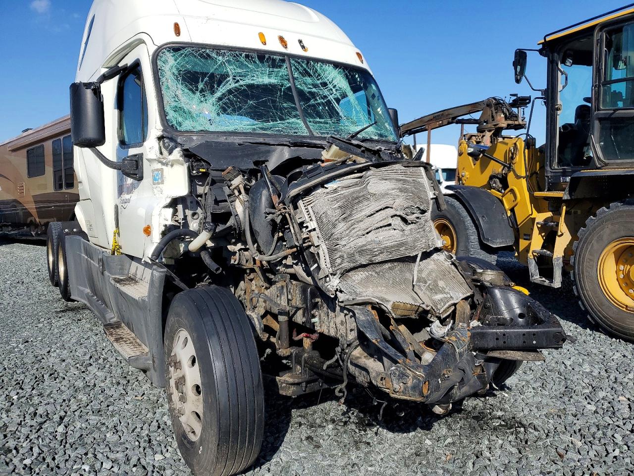 2015 FREIGHTLINER All models VIN 3AKJGLD58FSGR7772 photo 9