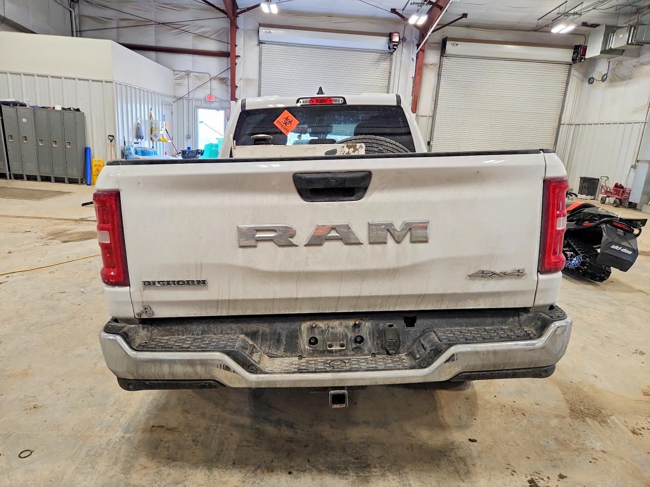 2025 RAM 1500 VIN 1C6RRFBG2SN659253 photo 6