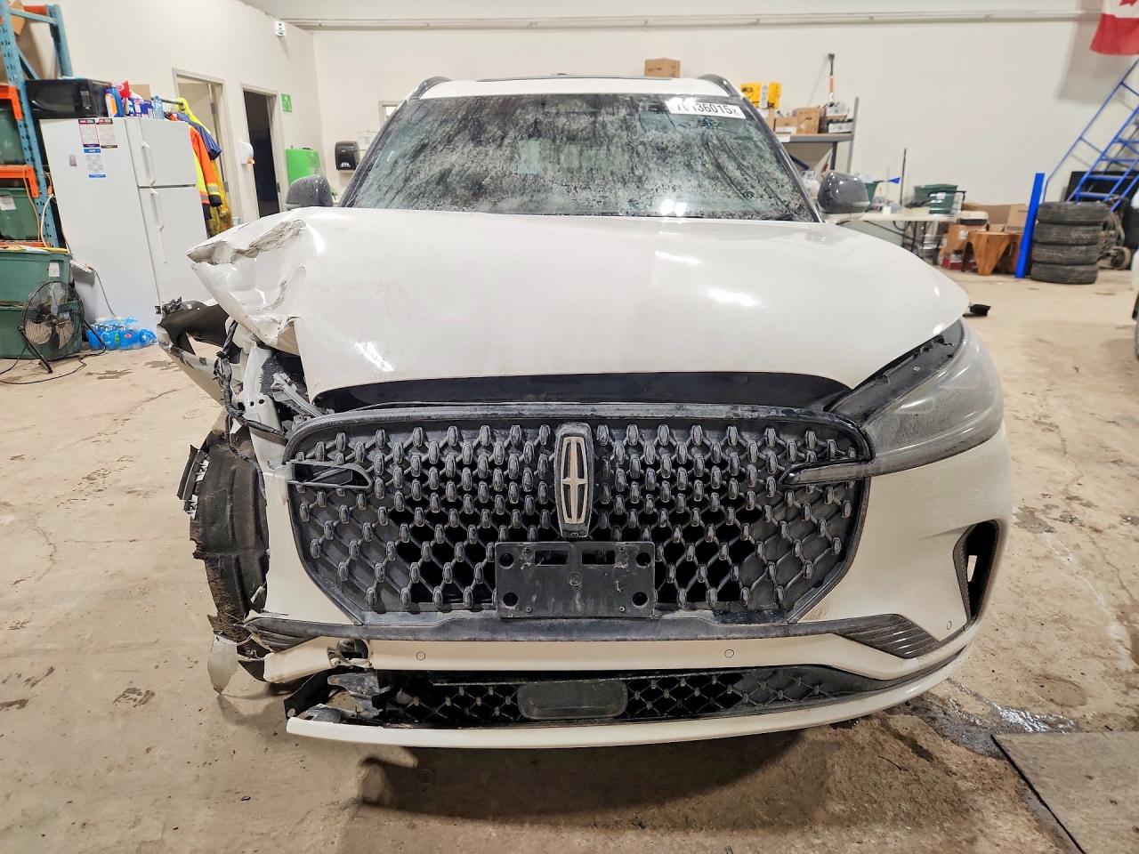 2025 Lincoln Aviator VIN 5LM5J7XC8SGL16079 photo 5