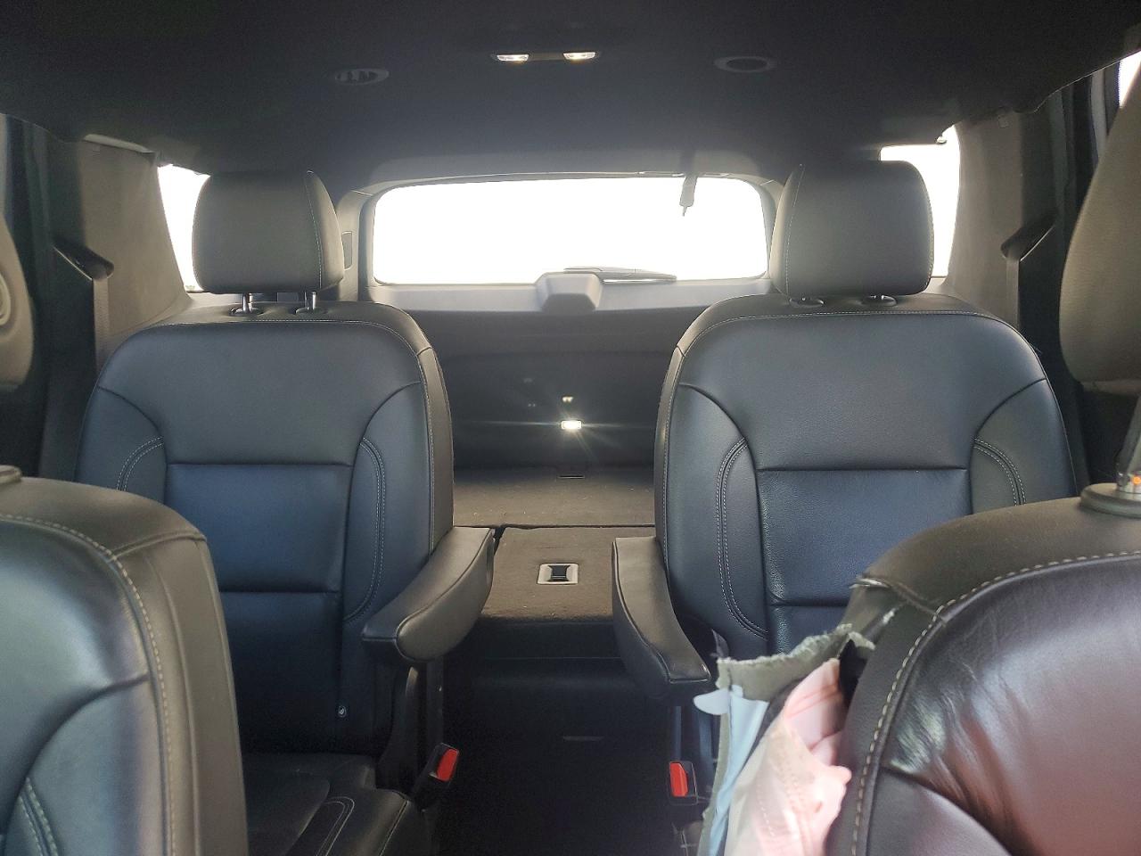 2022 Chevrolet Traverse VIN 1GNERHKW0NJ163199 photo 10