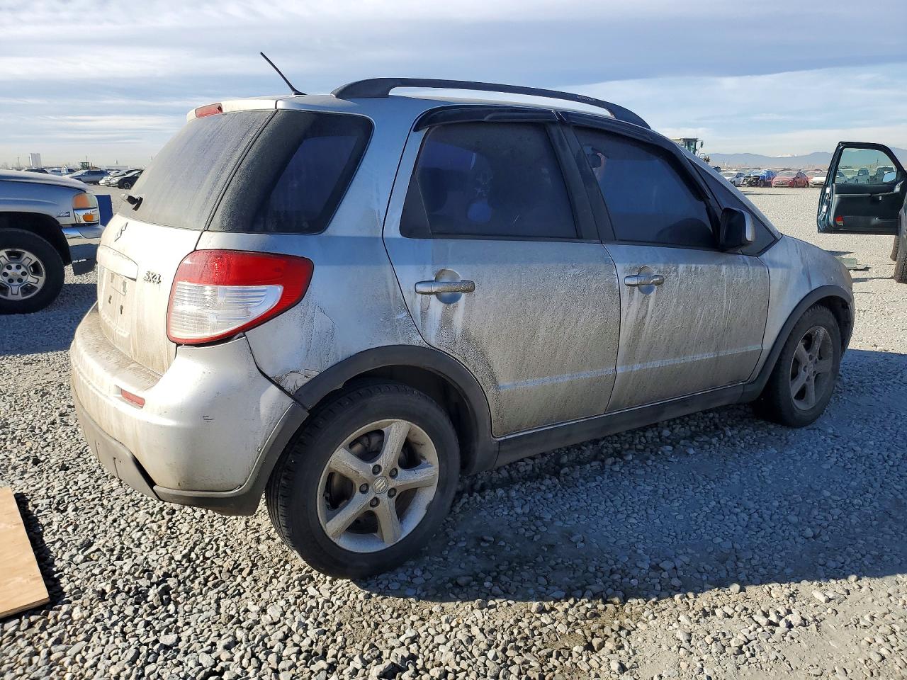 2008 SUZUKI Sx4 VIN JS2YA413X85104175 photo 3