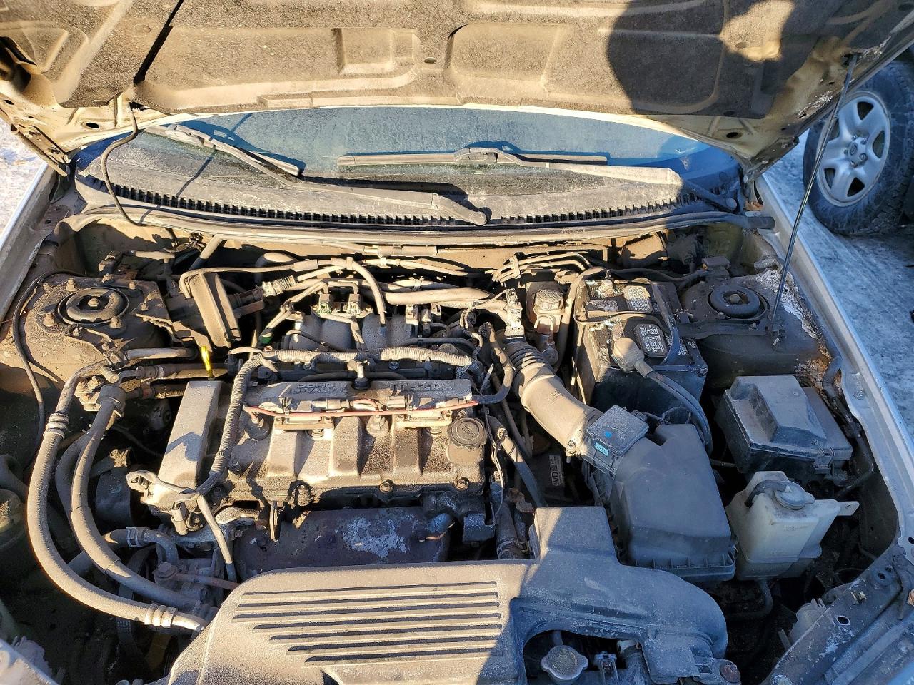 2003 MAZDA Protege VIN JM1BJ225730205765 photo 11