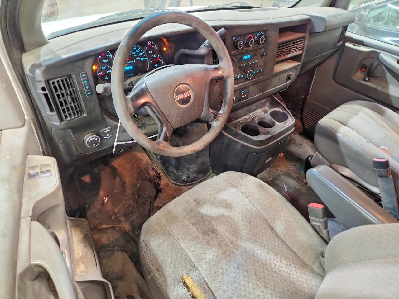 2012 GMC Savana VIN 1GTW7GCA2C1187727 photo 8