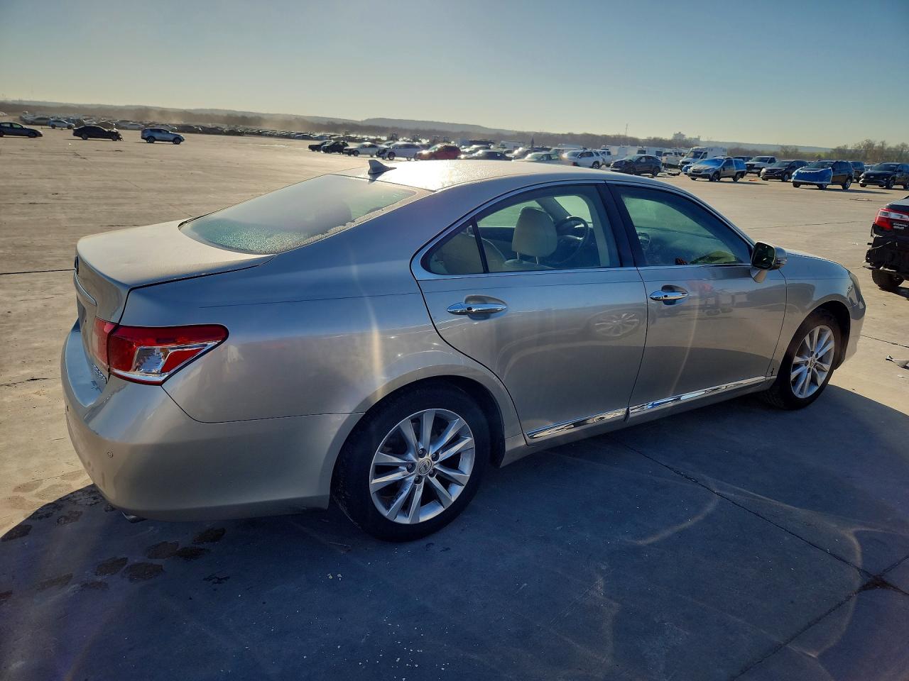 2011 LEXUS ES350 VIN JTHBK1EG2B2439379 photo 3