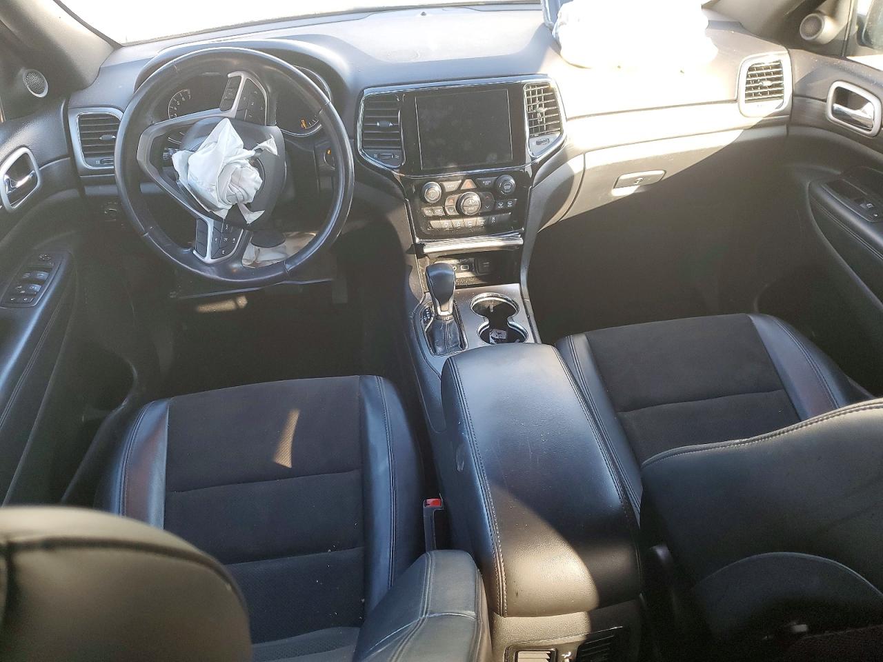 2020 Jeep Grand cher VIN 1C4RJFAGXLC377621 photo 8