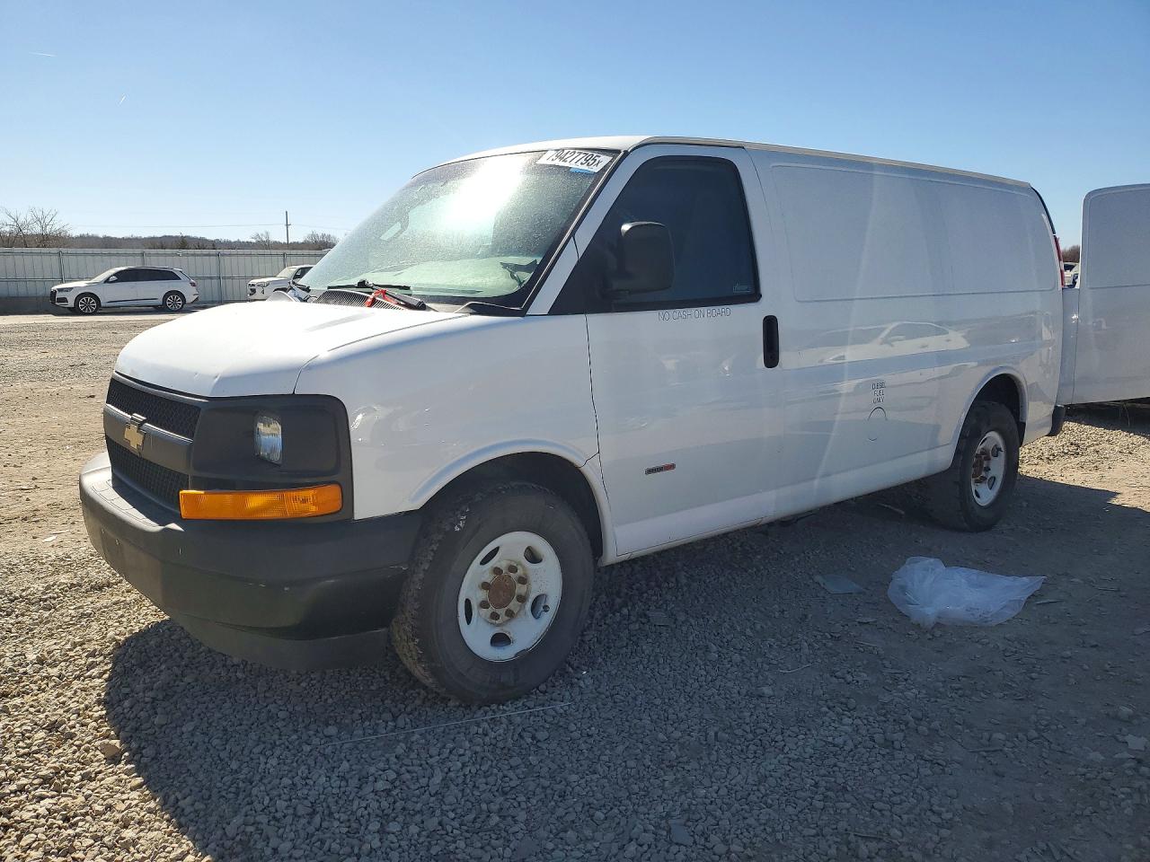 2017 CHEVROLET Express g2 VIN 1GCWGAF13H1325386 photo 1
