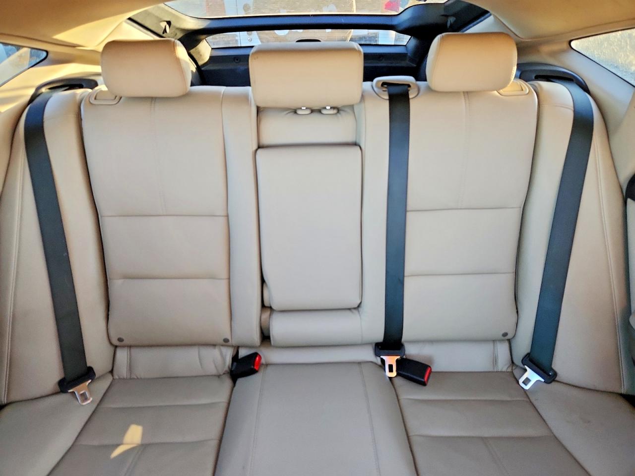 2015 Honda Crosstour VIN 5J6TF3H52FL001746 photo 10