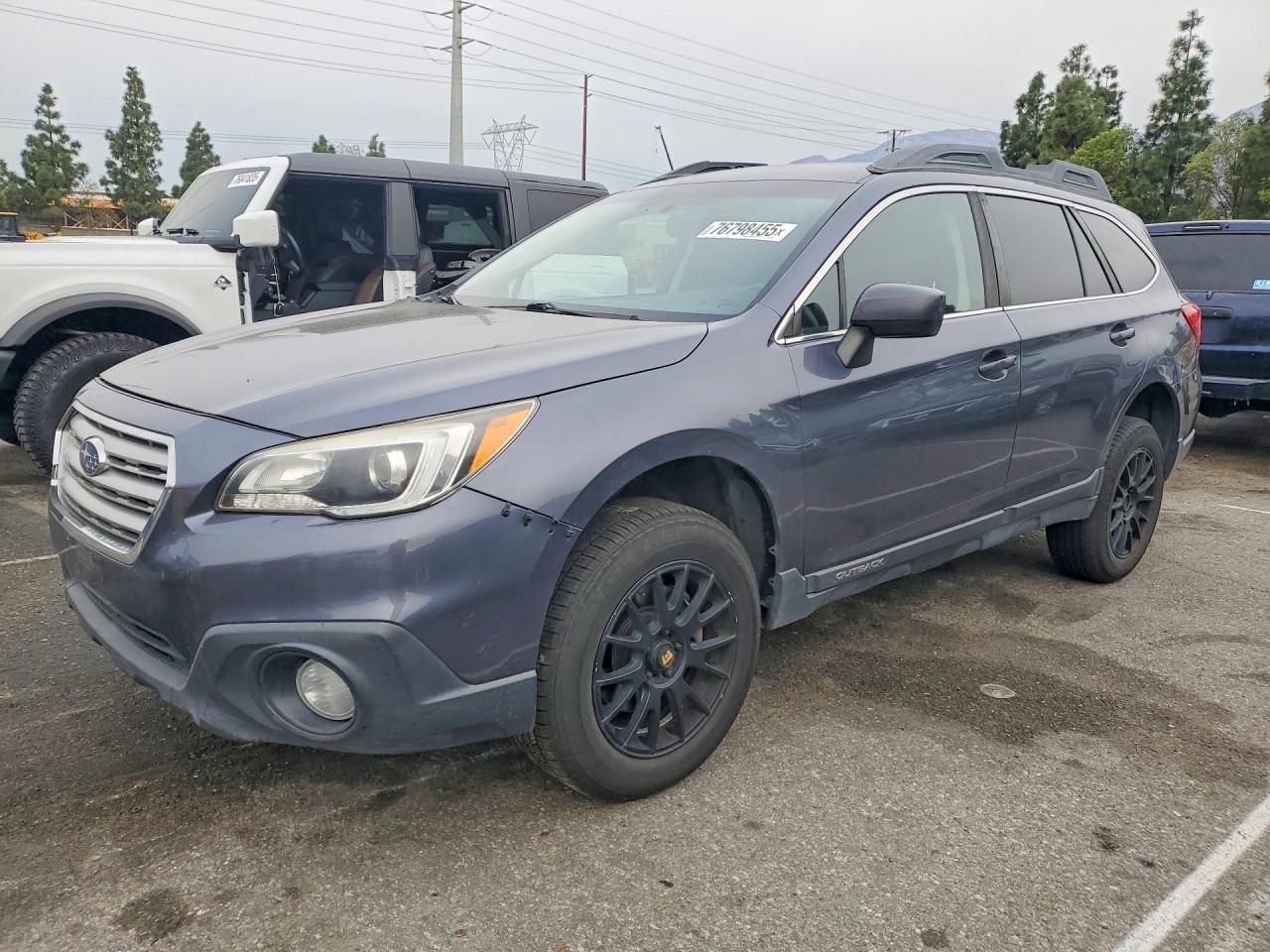 2017 SUBARU Outback VIN 4S4BSACC2H3432125 photo 1