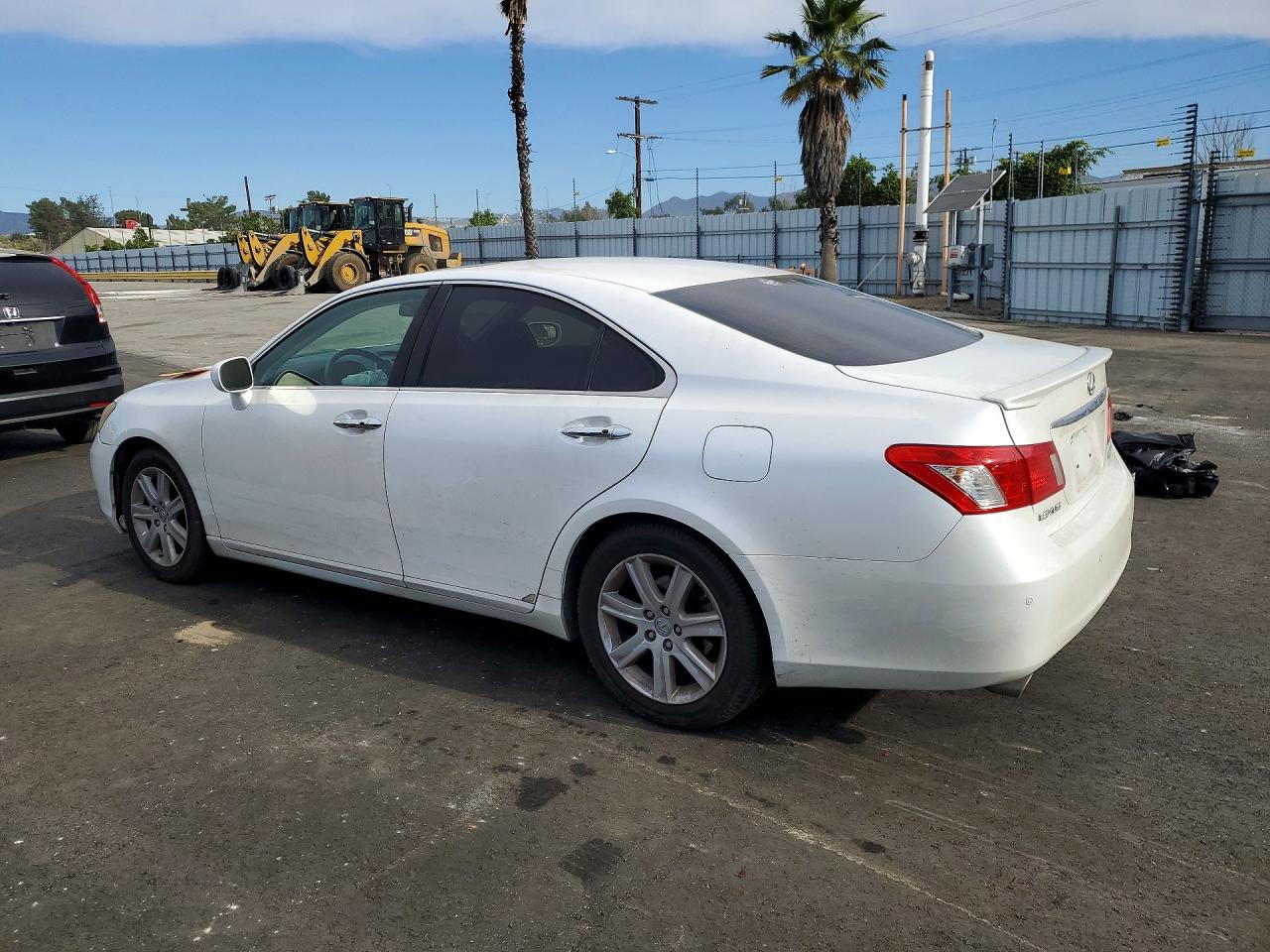 2008 Lexus ES350 VIN JTHBJ46G582242122 photo 2
