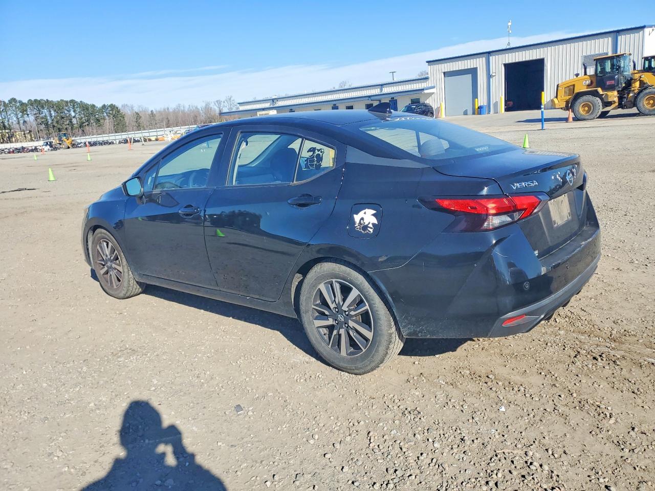 2020 Nissan Versa VIN 3N1CN8EV6LL880715 photo 2